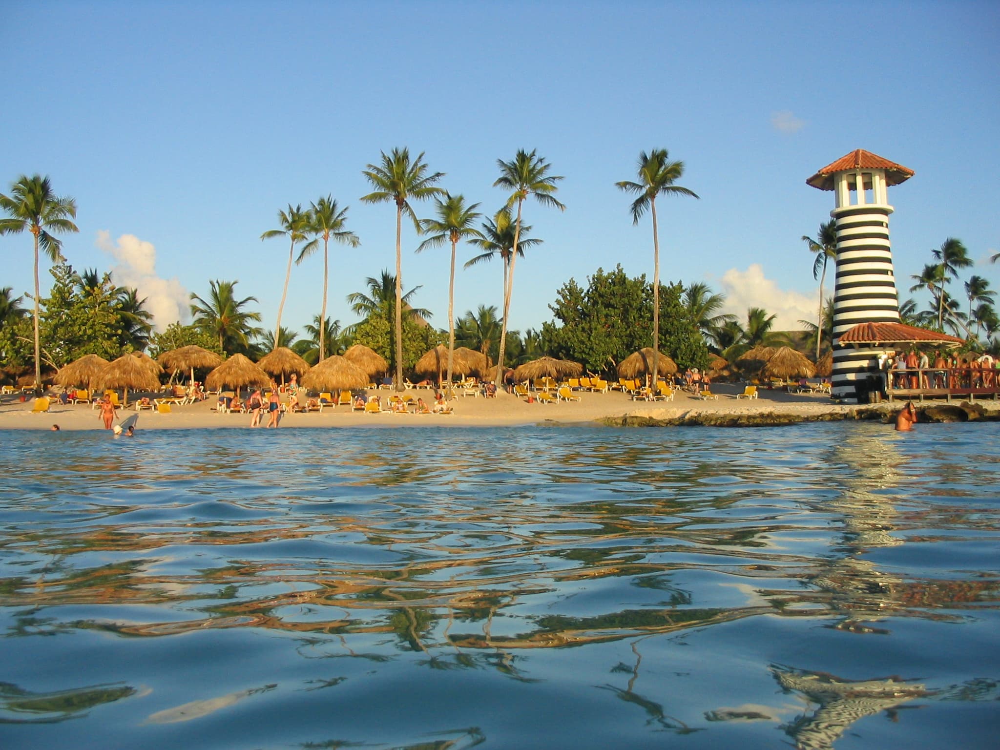 Beach club en Bayahibe (day pass consumible)
